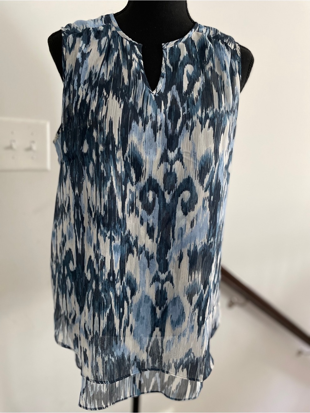 Cristina B. Summer Top Size M Fabric Overlay Abstract Print Sheer
